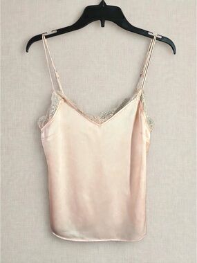 Abercrombie & Fitch Peach Lace Trim Tank Top women’s small! Brand new